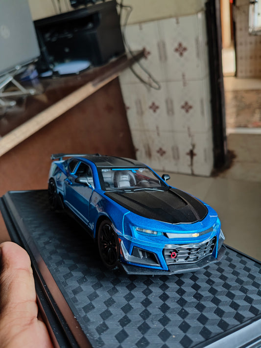 Die cast 1:24